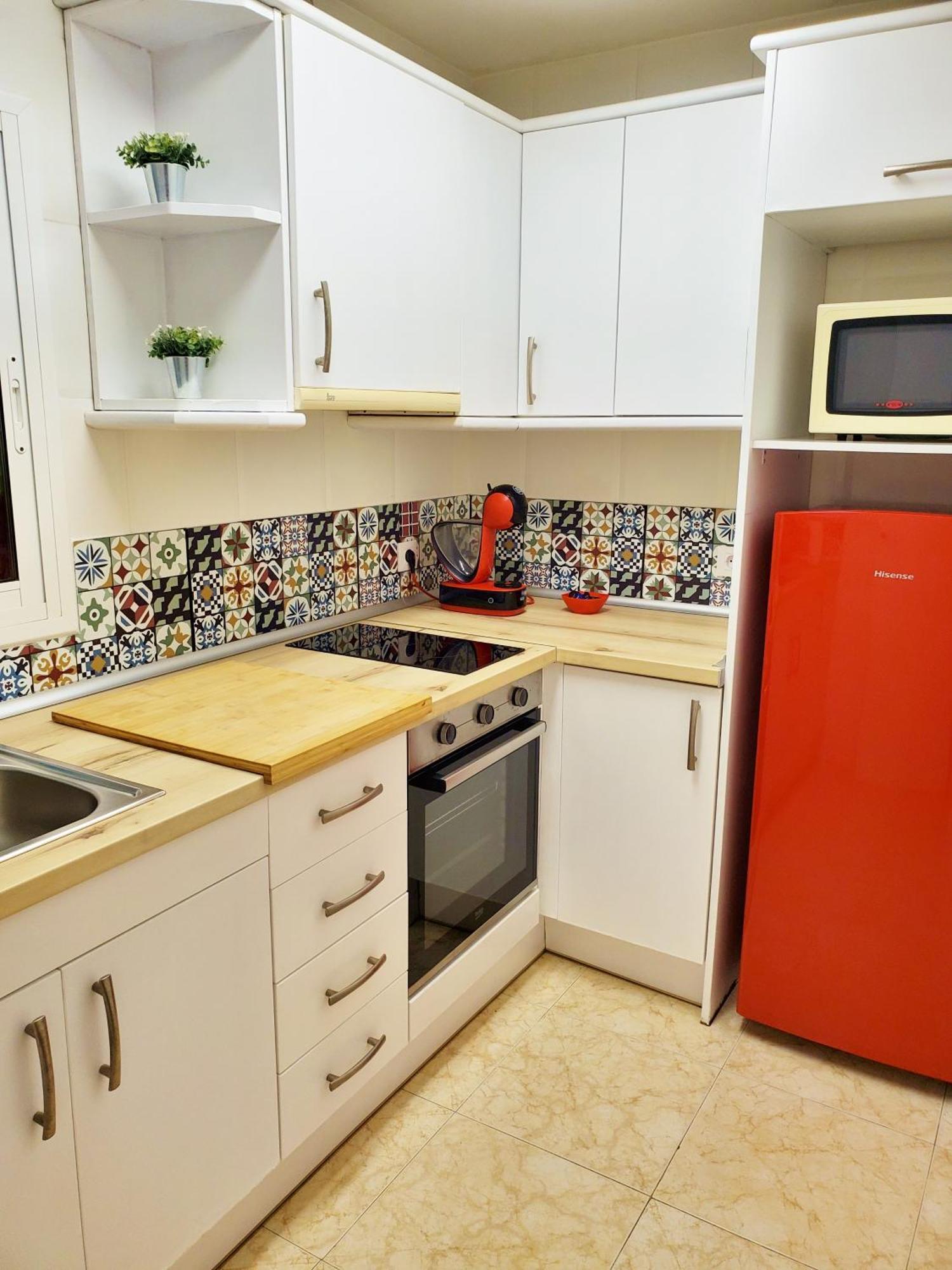 Apartamento Centrico Con Patio Privado Tarragona Ngoại thất bức ảnh