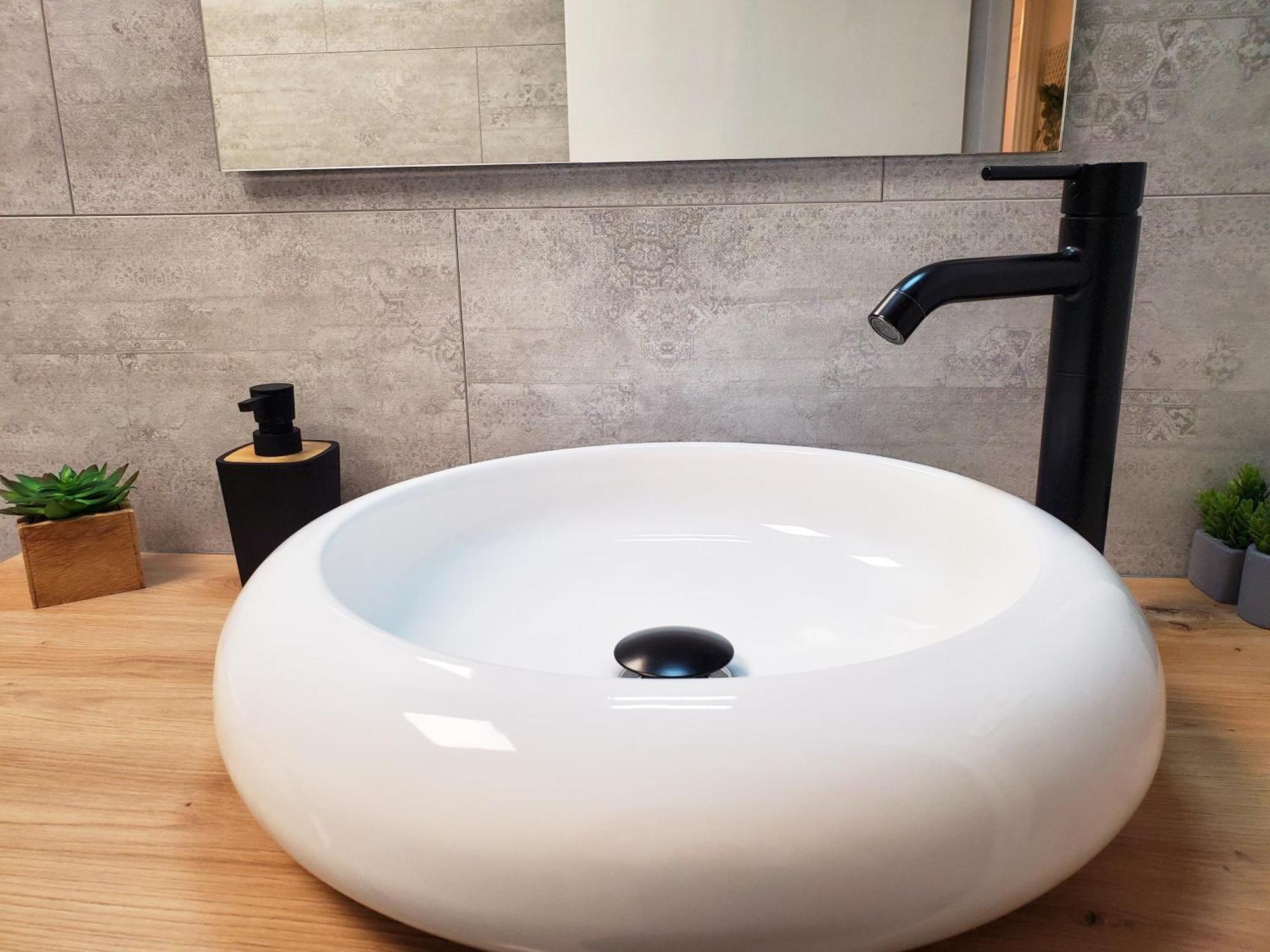 Apartamento Centrico Con Patio Privado Tarragona Ngoại thất bức ảnh