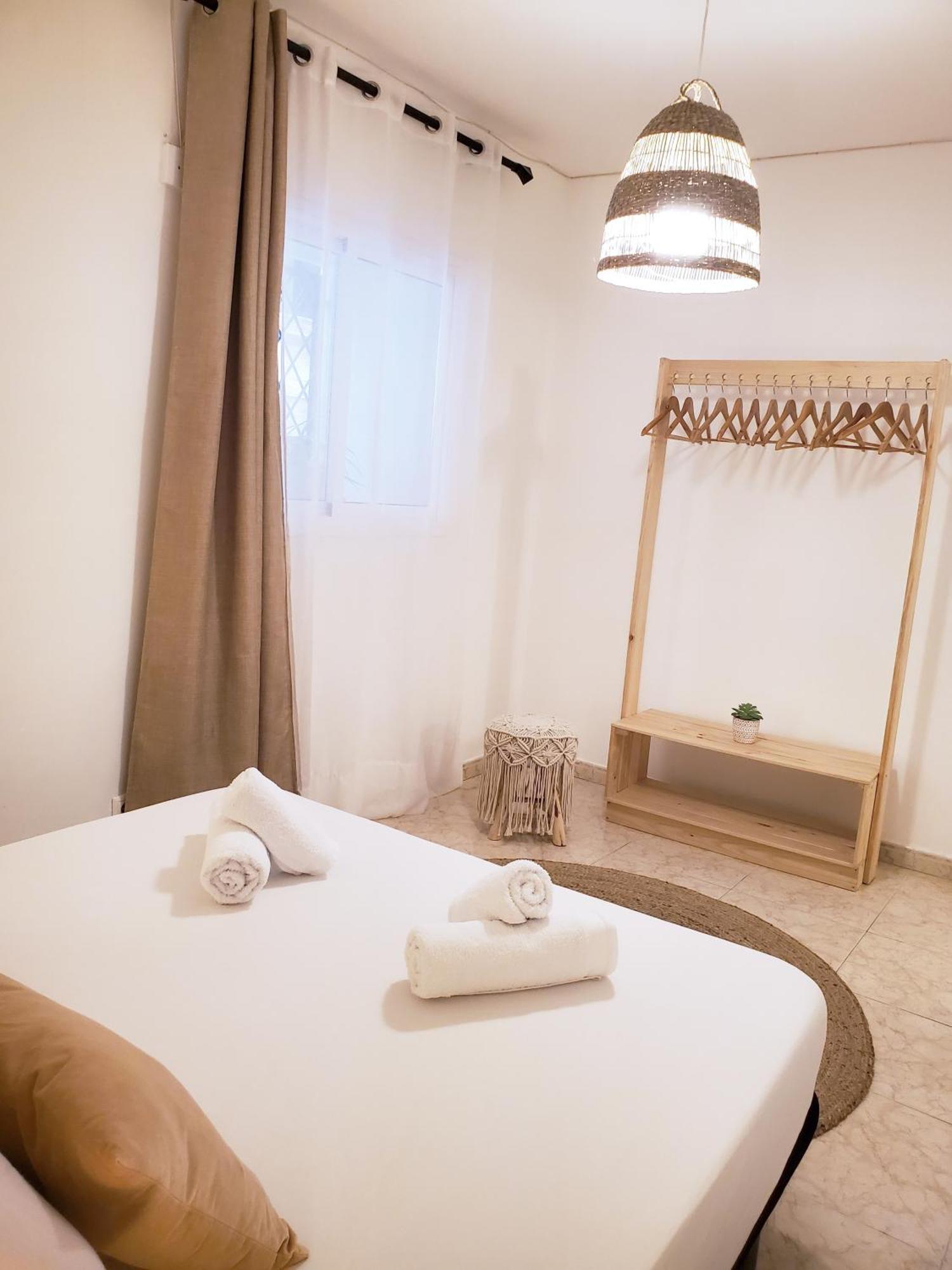 Apartamento Centrico Con Patio Privado Tarragona Ngoại thất bức ảnh