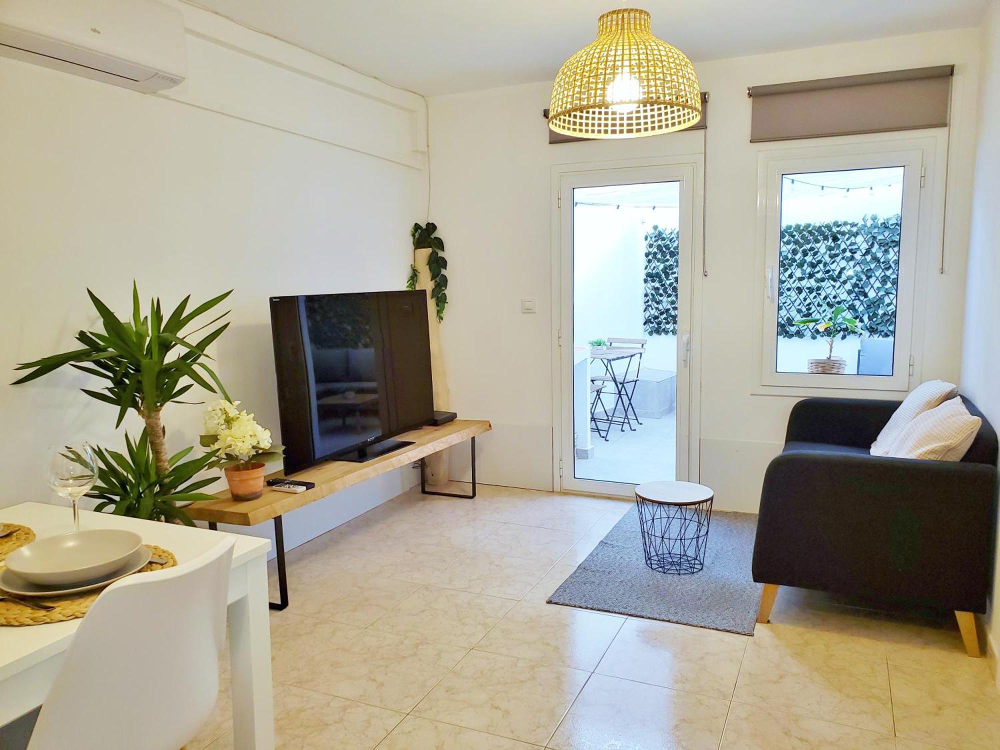 Apartamento Centrico Con Patio Privado Tarragona Ngoại thất bức ảnh